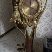 ساعت ایستاده