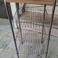 سبدسیب زمینی و پیاز