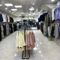 فروشنده خانم