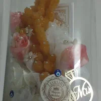 شاخه نبات و آینه شمعدان