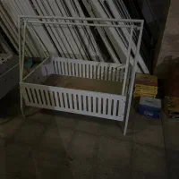 تخت خواب متحرک کودک