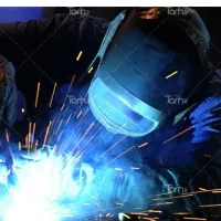 استخدام جوشکار ۶۰۱۳ونیروی فنی