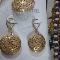 انواع گوشواره دستبند و گردنی در تنوع مختلف|بدلیجات|اردبیل, |دیوار
