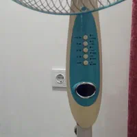 پنکه و کفش