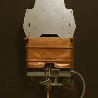 آبگرمکن دیواری بوتان کارکرده 15لیتری