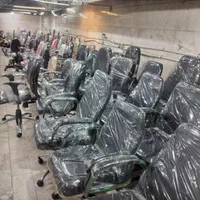 به صندلی اداری جک دار