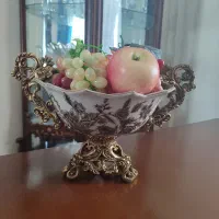آجیل خوری و شیرینی خوری و شکلات خوری