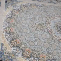 فرش جذاب با زمینه طوسی ۱۵۰۰شانه