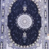 فرش ۷۰۰