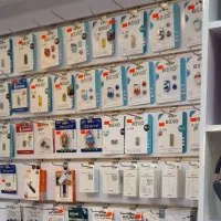 4تافلش ریووکس پای هم8 16 32 64گ قیمت دانه978تومان