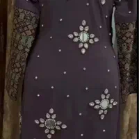 تزین لباس با منجوق وآیینه