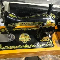 چرخ خیاطی قدیمی دستی