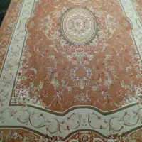 یک تخته فرش نه متری و یک تخته فرش شش متری ست