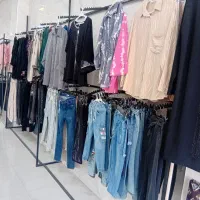 واگذاری کلیه اجناس مغازه لباس فروشی