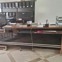 میز / تلفن / سیستم کامپیوتر/ پرینتر / میز مدیرتی