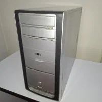 کیس کامپیوتر بسیار تمیز کم کارکرد