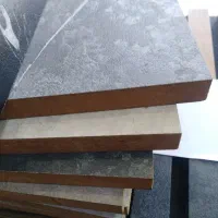 کارگر ساده جوان برای کار در ام دی اف فروشی