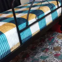 تخت دو طبقه فلزی