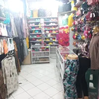 فروشنده خانم
