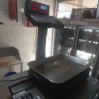 ترازو ۶۰ کیلوئی توزین صدر ( در حد نو )