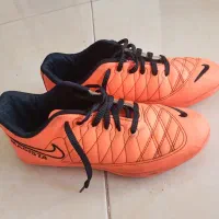 کفش فوتبالی استوک