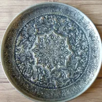 بشقاب قلمزنی دیوارکوب