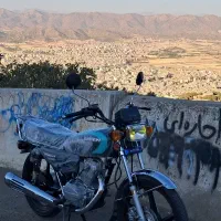 موتورسیکلت ۱۴۰۰