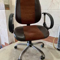 صندلی چرخ دار اداری