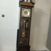 ساعت پایه دار