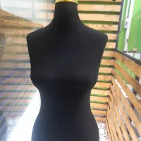 کلیه وسایل لباس فروشی