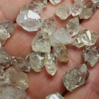 الماس معدنی زمرد پنجشیر زبرجد قیمت بسیار مناسب