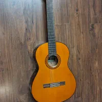 گیتار یاماها C70