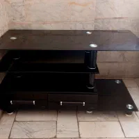 میز تلویزیون شیشه ای