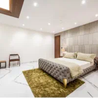 آقا هستم کار منزل انجام میدم