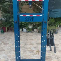پرس ۲۵ تن کاویانی