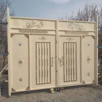 ۲۰ عدد درب ۲نیم ۳متر و ۳نیم ۴متر باغ