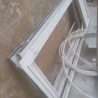 درب مغازه آهنی و(یک درب کرکره ای ویک عدرب ترمال)