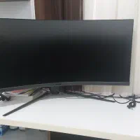 مانیتور خمیده msi