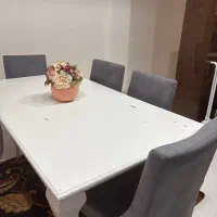 میز غذاخوری۶نفره با۴عددصندلی