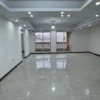 ۱۵۰ متر واحد آپارتمان رو به نما نوساز پاکسان شرقی