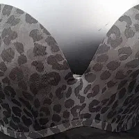 لباس زیر زنانه