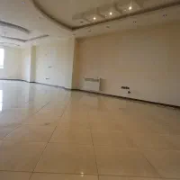 ۲۰۰ متر/۳ خواب/ ۲پارکینگ/۱۲ فاز یک