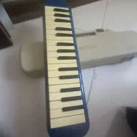 ملودیکا  YAMAHA .p32D کلیدها کاملاسالم.بدنه سالم.