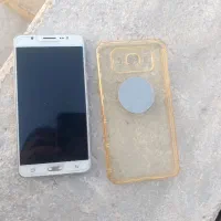 گوش جی۷  j