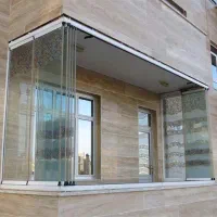 جام بالکنی یا شیشه تاشو بالکنی