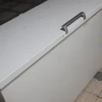 فریزر صندوقی بزرگ و جا دار با نو فرق نداره طول ۱۵۵
