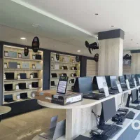 فروش عمده انواع لپتاپ استوک/تک فروشی هم داریم