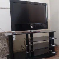 LCD LG و میز|تلویزیون و پروژکتور|تهران, نیکنام|دیوار