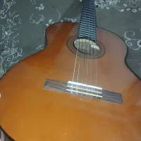 گیتار یا ماها c40 اصل