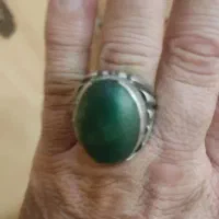 انگشتر زمرد پنج شیر